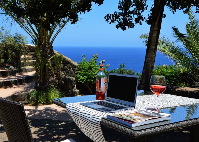 Pacchetto Le Calette + Volo + Nolo