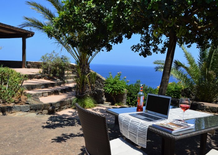 Pacchetto Le Calette + Volo + Nolo