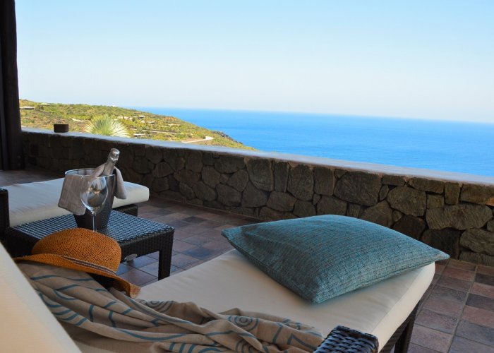 Pacchetto Le Calette + Volo + Nolo