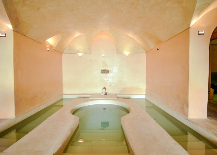 Pacchetto Hotel Mursia + Volo + Nolo