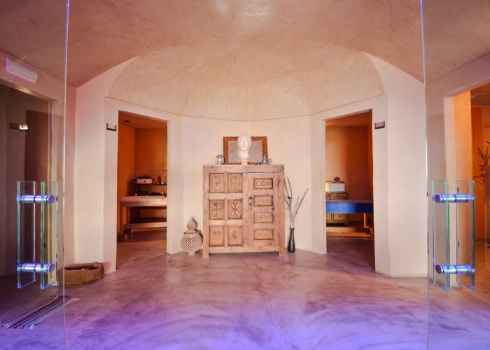 Pacchetto Hotel Mursia + Volo + Nolo