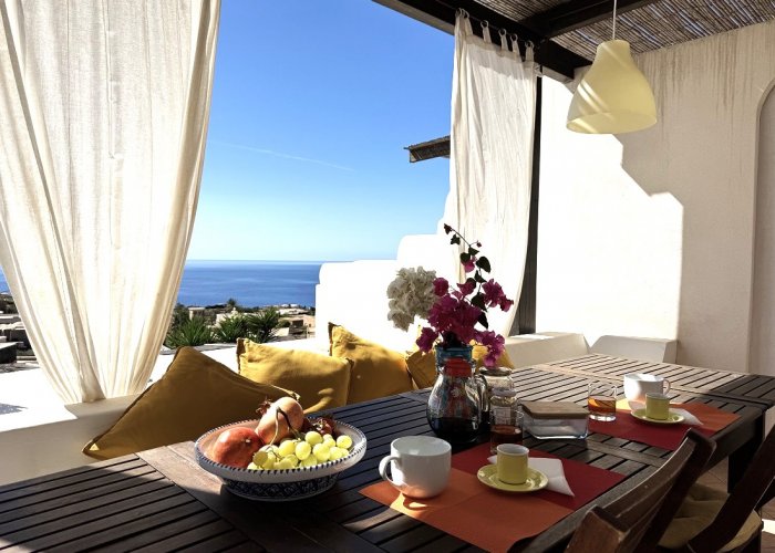 Pacchetto Carrubo + Volo + Nolo