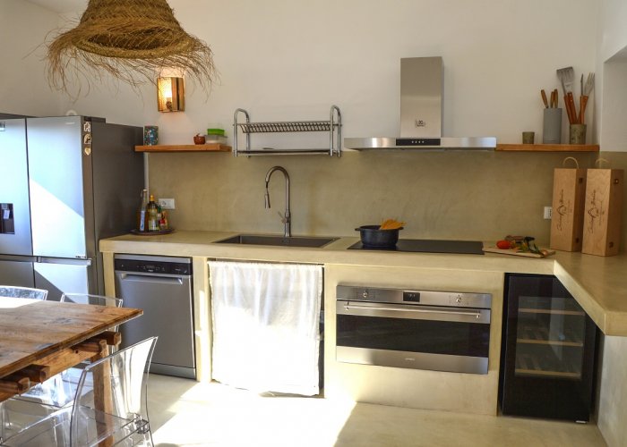 Pacchetto Reneka + Volo + Nolo