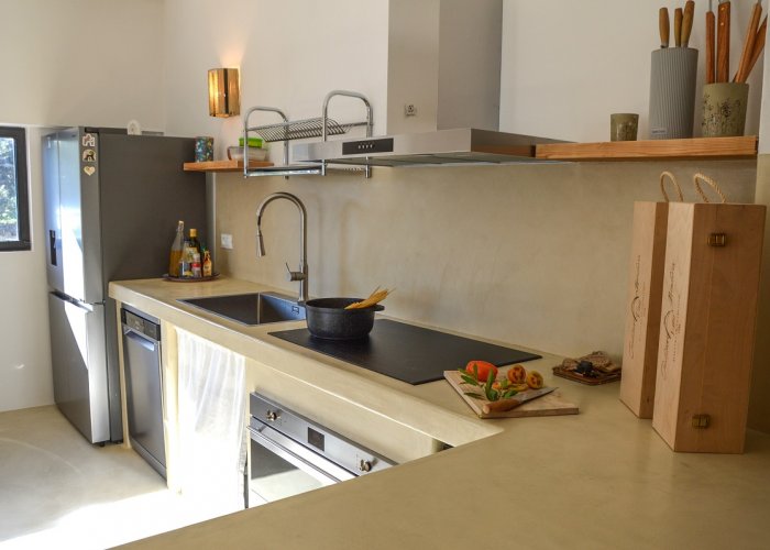 Pacchetto Reneka + Volo + Nolo