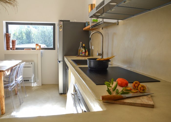 Pacchetto Reneka + Volo + Nolo