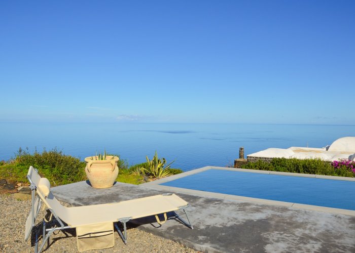 Pacchetto Reneka + Volo + Nolo