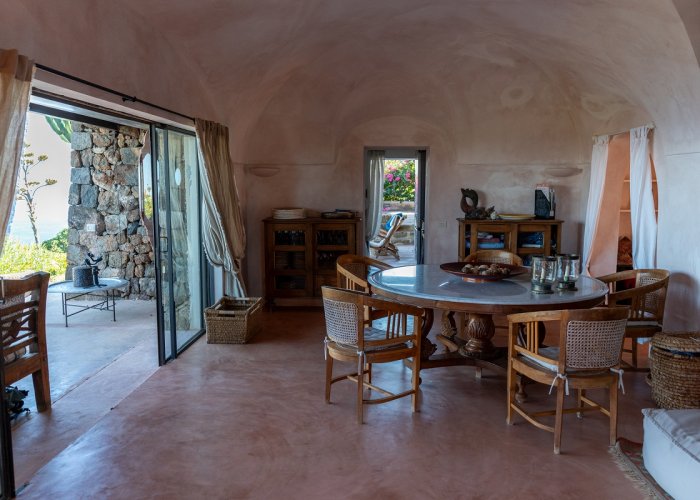 PACKAGE CORALLO + FLIGHT + RENT